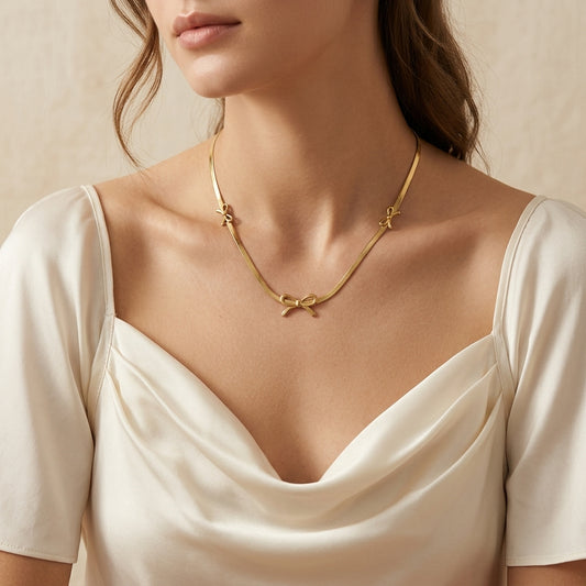 Luna Bow Chain Pendant Necklace