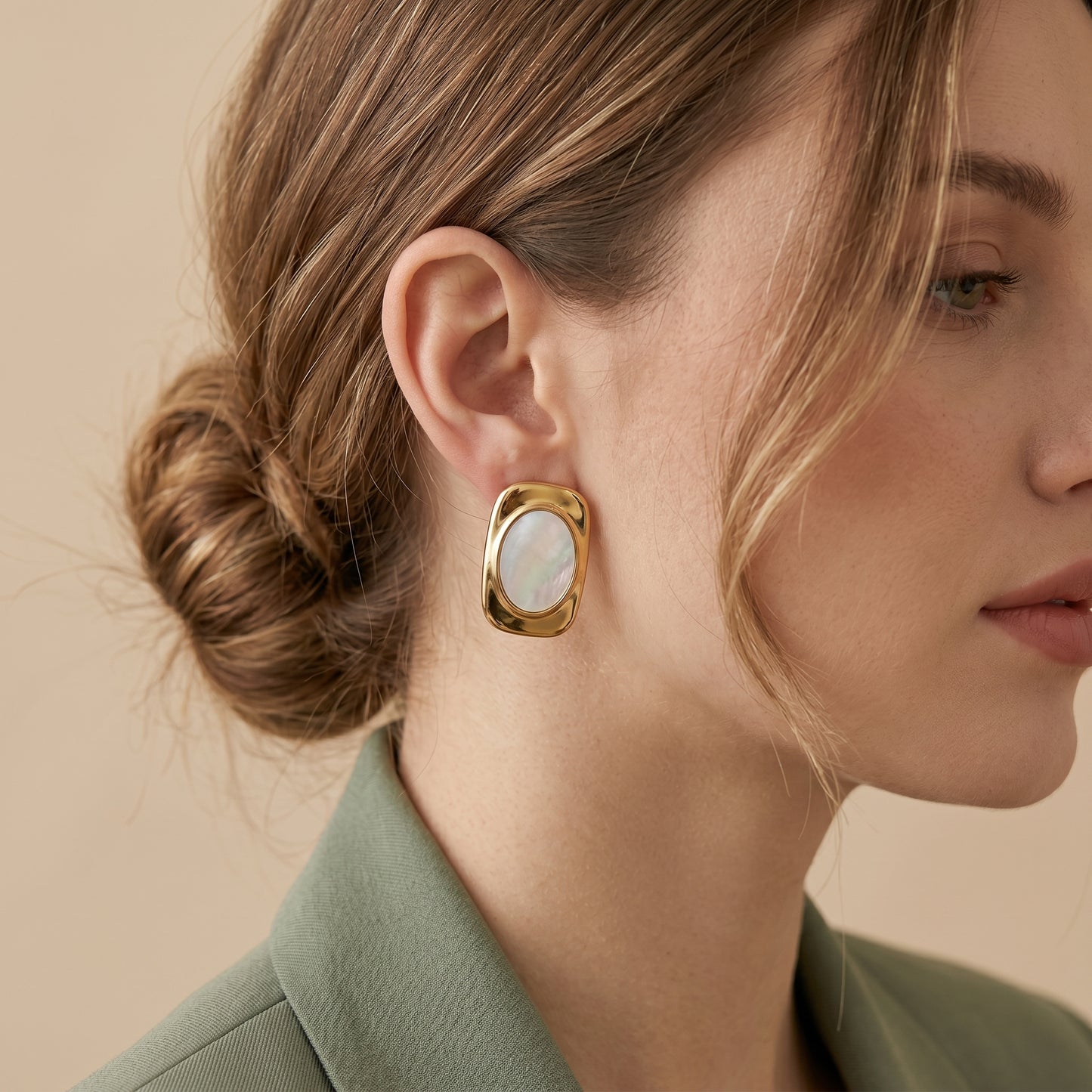 Minimal Mother of Pearl Stainless Steel Stud Earrings